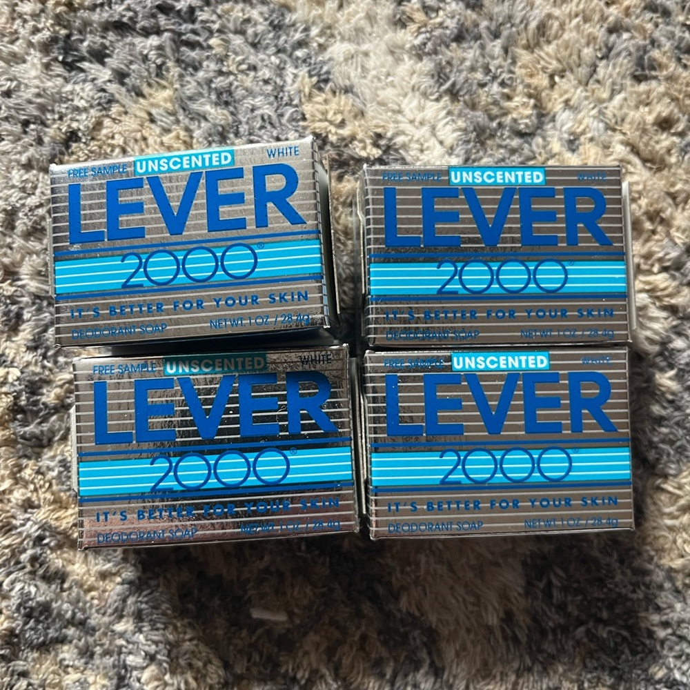 New Vtg lever 2000 unscented sample size bar soap white 1 oz each